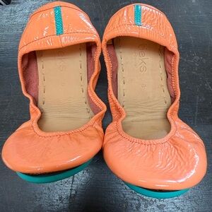 Coral TIEKS Ballet FlatS SIZE 8